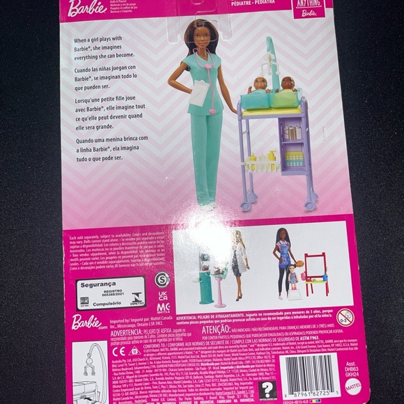 Barbie Doctor African American You Can Be Anything Doll Playset with Babies New - Picture 2 of 2